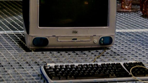 Vintage 1990s-era computer, evoking the era of the UK's Computer Misuse Act