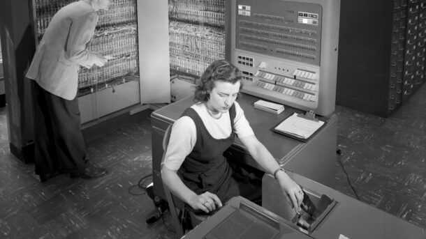 An IBM 704 mainframe computer console from the 1950s